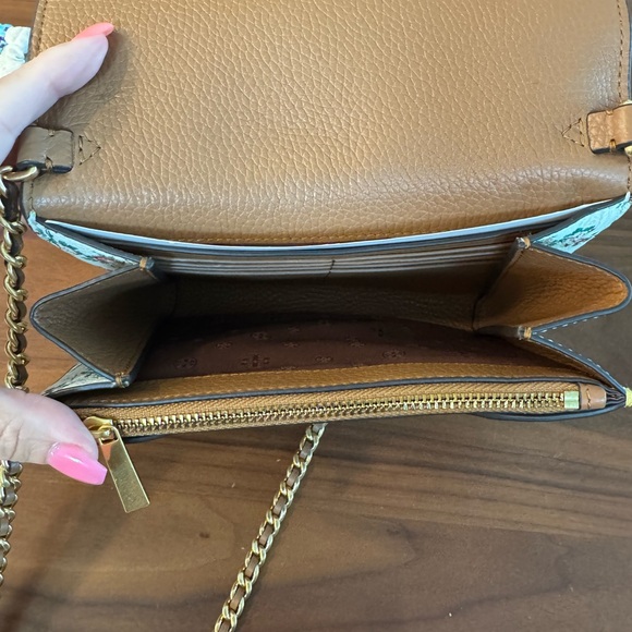 Tory Burch Britten Printed Chain Wallet – Liberty Ditsy French Paisley 🌸🩵 - Picture 10 of 16